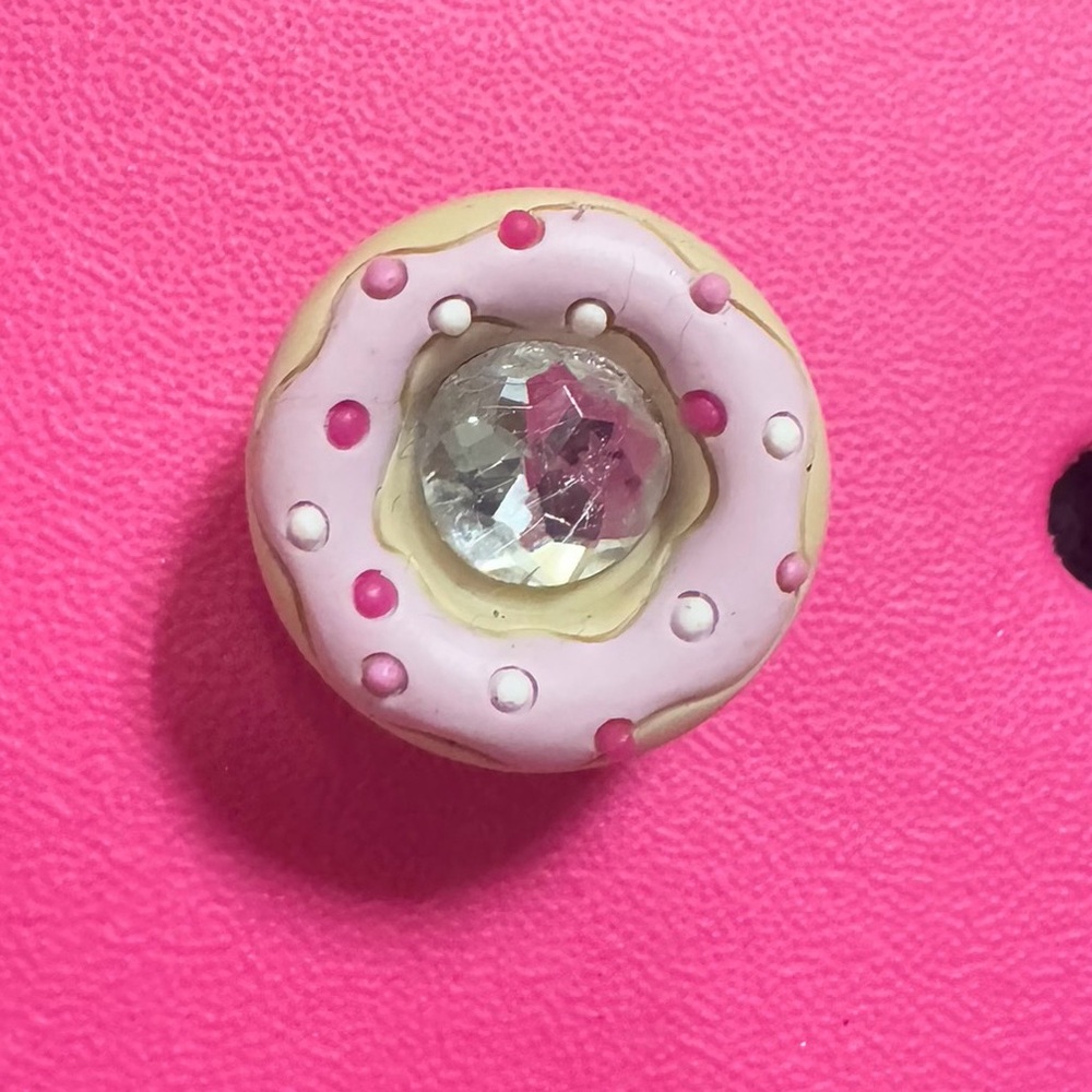 Donut Croc Charm Jibbitz  (1)
